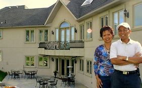 20 Bells Lake Bed & Breakfast